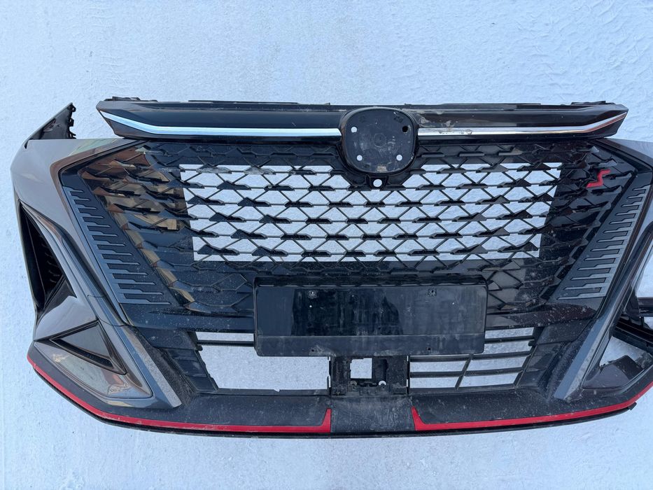 Продам бампер на Changan X5 plus