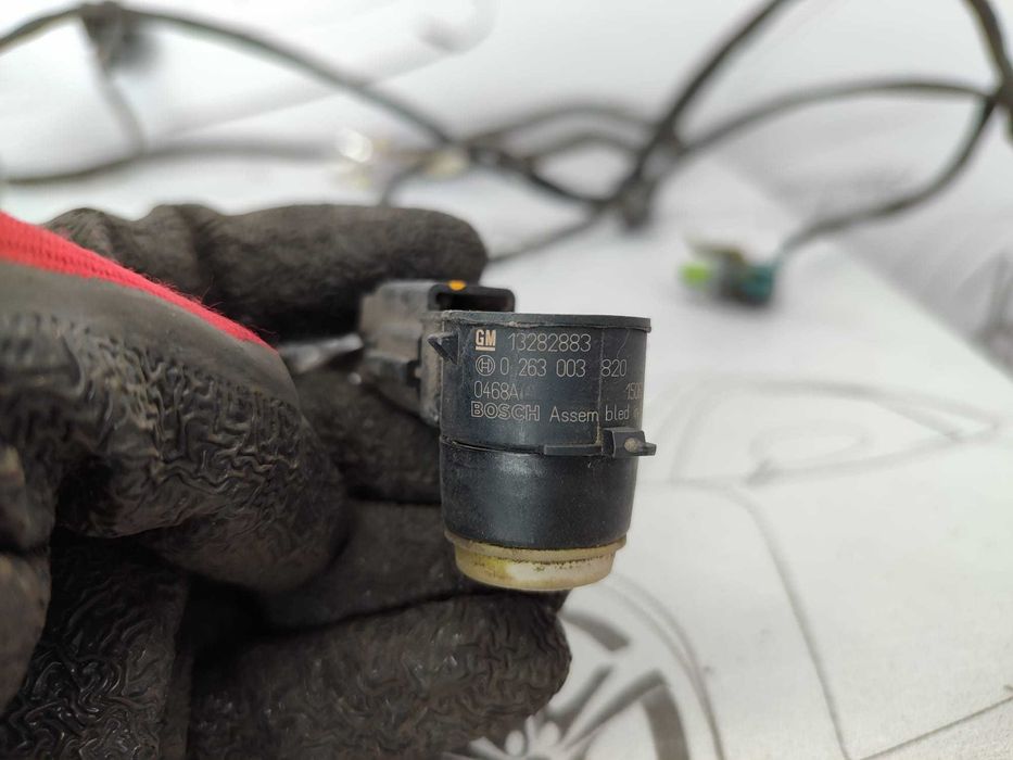 Senzori Parcare Fata (4 Buc.) + Instalatie Opel Zafira C Minivan 2011–2019 / Cod OEM 13282883 (5D2)