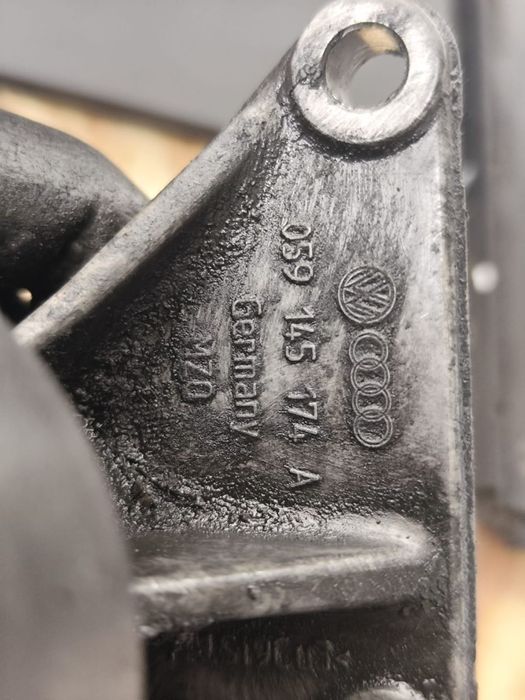 Suport rola accesorii 059145174a 3.0 tdi Audi A4 B7