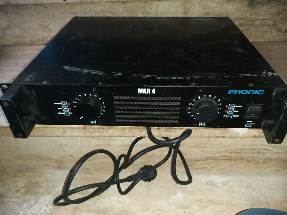 PHONIC MAR 4 amplificator 240W in stereo si 850W in mono