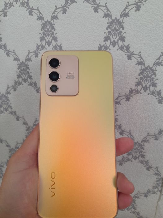 Продам телефон VIVO