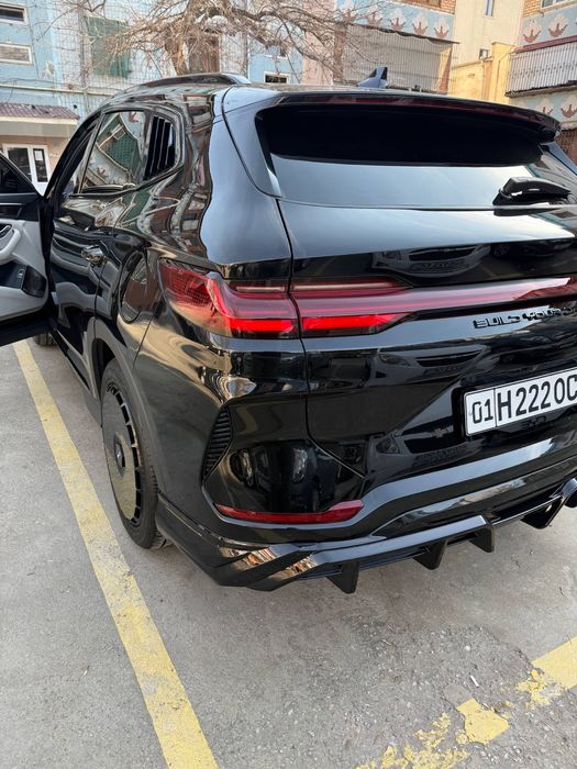 chempion hybrid sotiladi 2024