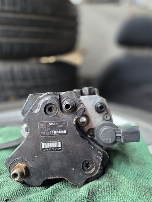 Горивна помпа R90 BMW