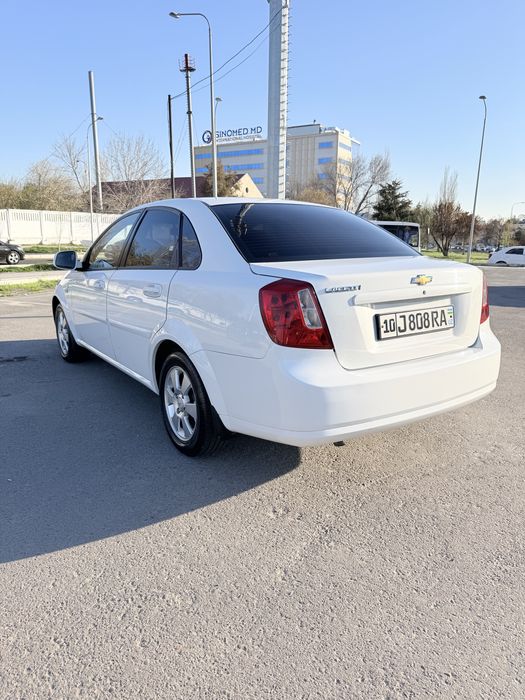 Продаётся Lachetti Gentra