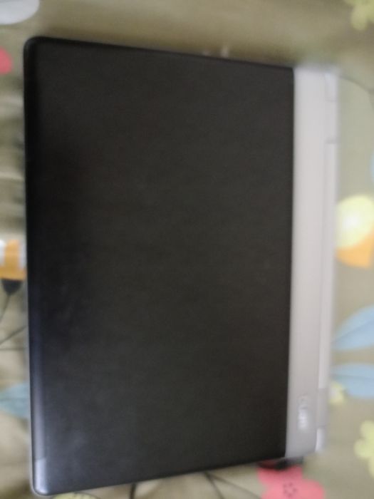 Ноутбук  BenQ Сотилади