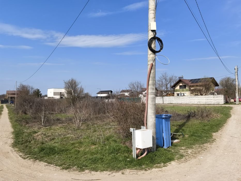 Vând teren intravilan 450mp Sabareni