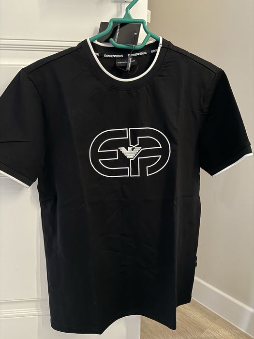 Футболка Emporio Armani