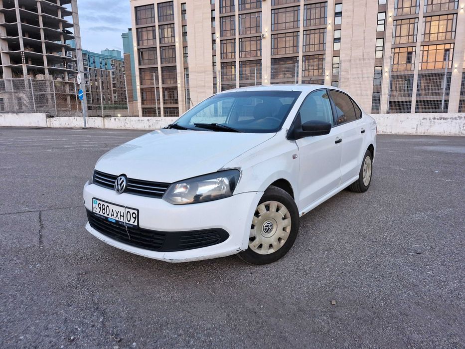 Polo 2013 года        .