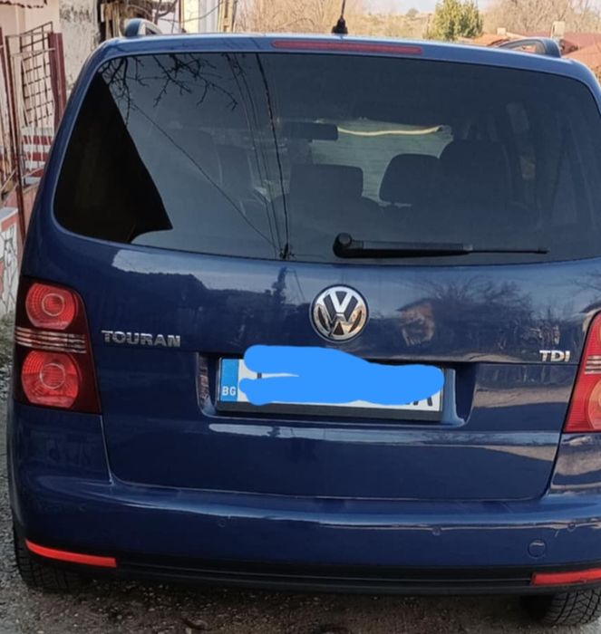Продавам Volkswagen tauran