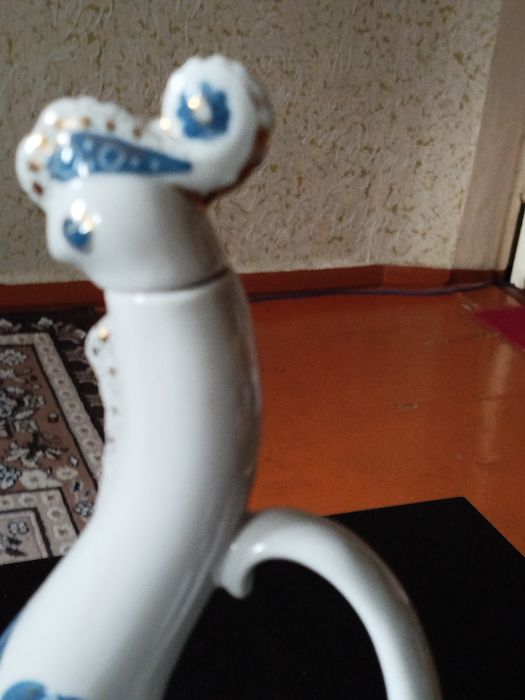 Штоф со своими стаканчиками советский