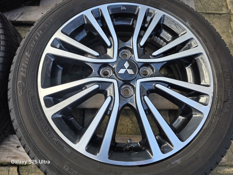 Лети джанти 15ки 4х100 Mitsubishi + летни гуми 175/55/15 Yokohama