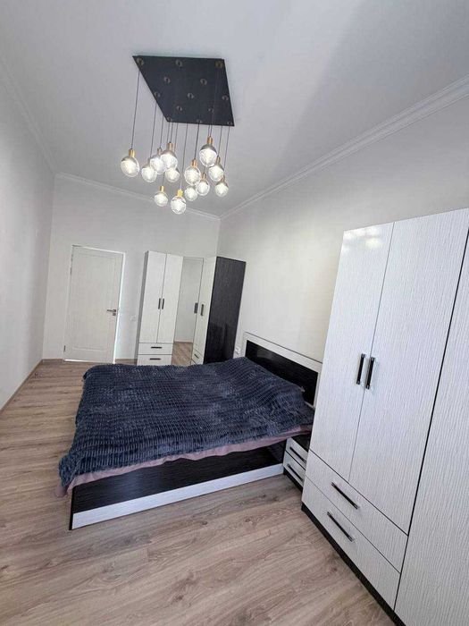 Продаётся 2х комн квартира на 4 этаже Ор-р 5 микрорайон Аура