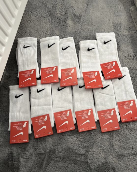 12 perechi de sosete nike albe MARIME UNIVERSLA