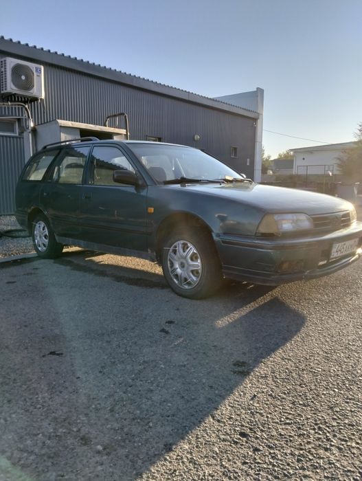 Продам автомобиль Ниссан примера