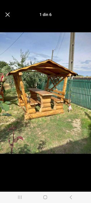 Foișor rustic din lemn