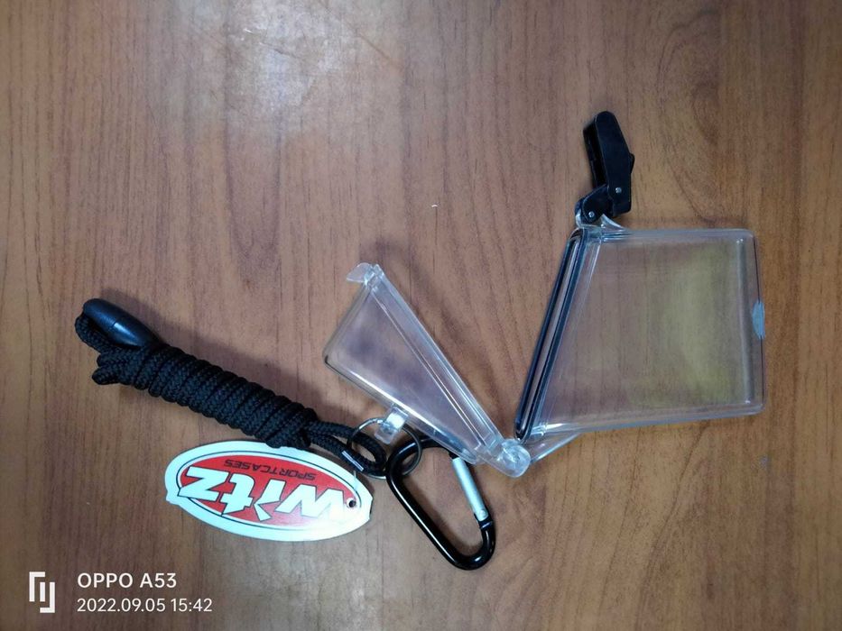 Водонепроницаемый чехол для бейджа Witz