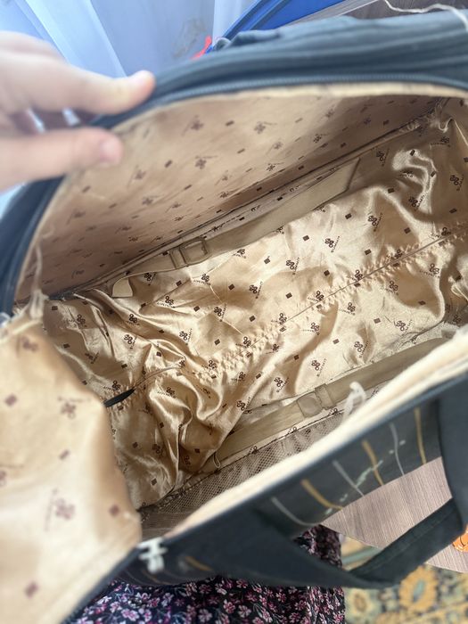 Сумка с колесами