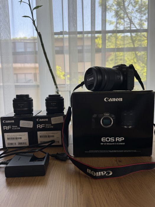 Aparat foto Canon Eos RP