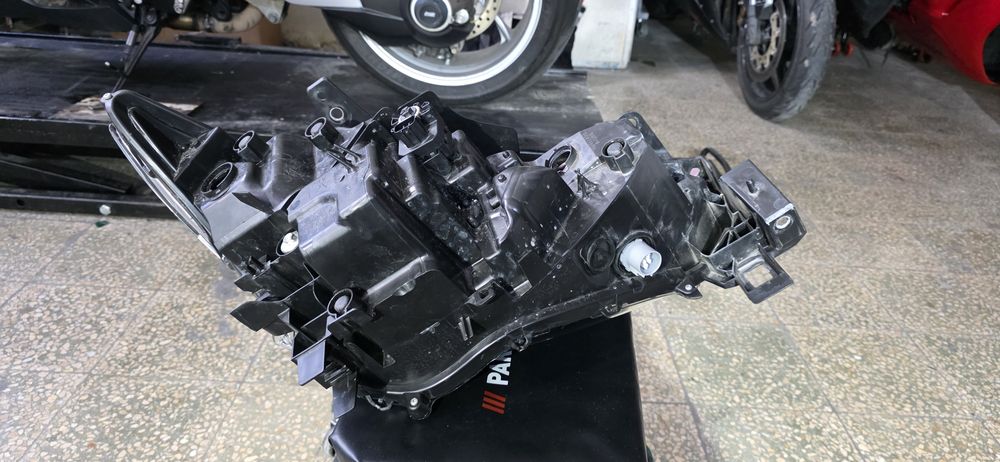 Far stanga MAZDA CX-5 2021