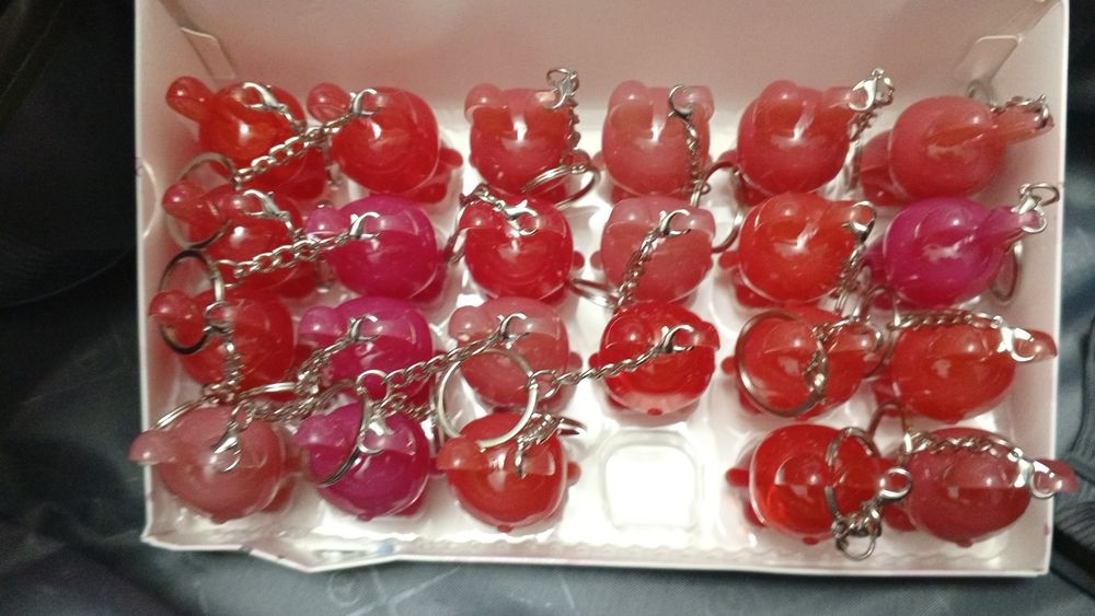 Губная помада стойка с 24 часа