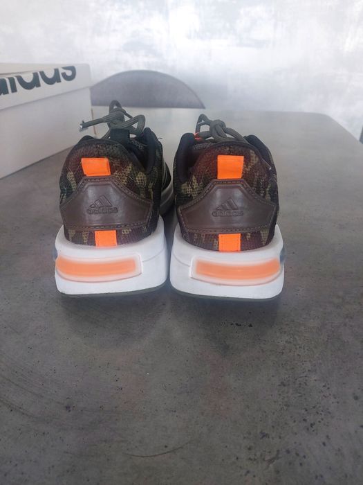 Маратонки Adidas, момче
