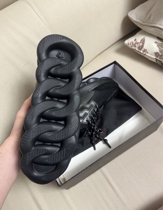 *STOC NOU* Versace Chain Reaction Full Black