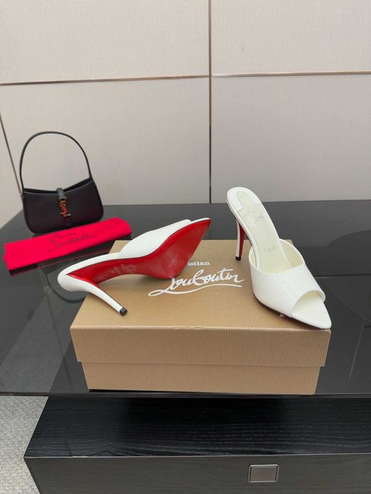 Louboutin Дамски Обувки 35-40 номер