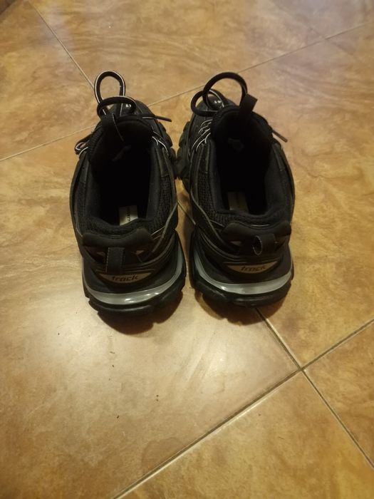 Balenciaga track led