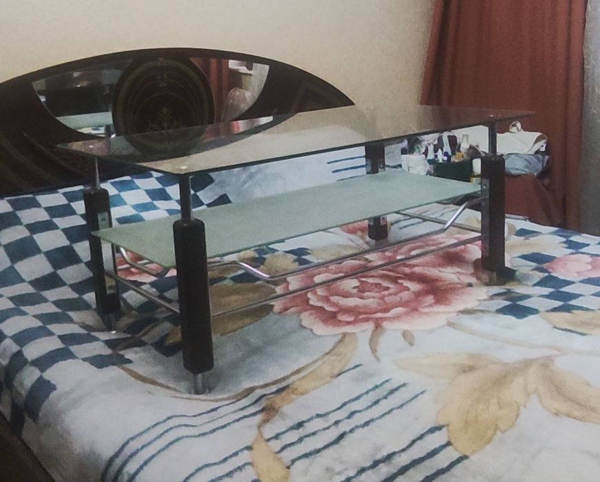 Продаю Турецкий журнальный столик