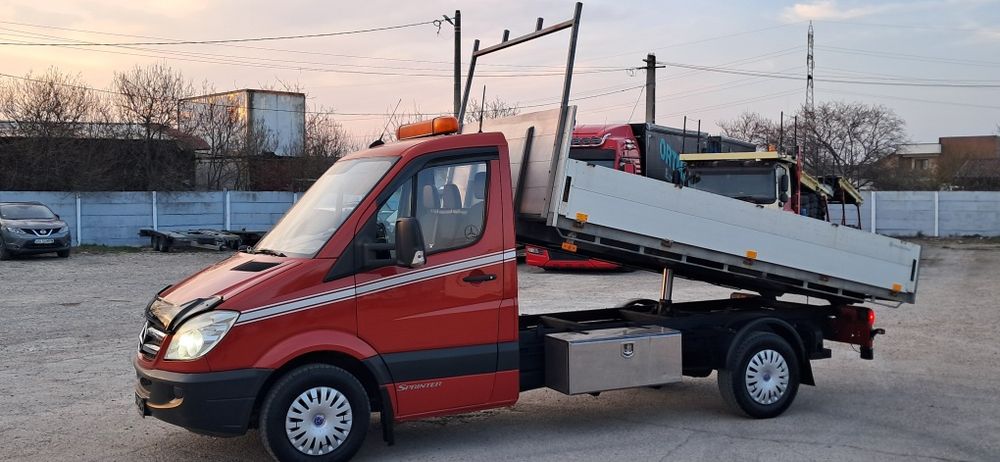 Mercedes Sprinter 318 319 BASCULABIL motor 3.0 V6 180 cp AUTOMATĂ 11.2009 preț 9999 euro