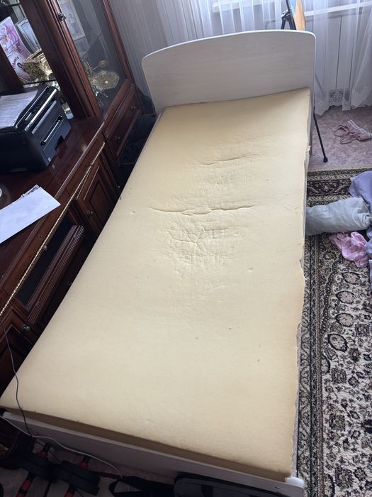 Продам кровать одноместная