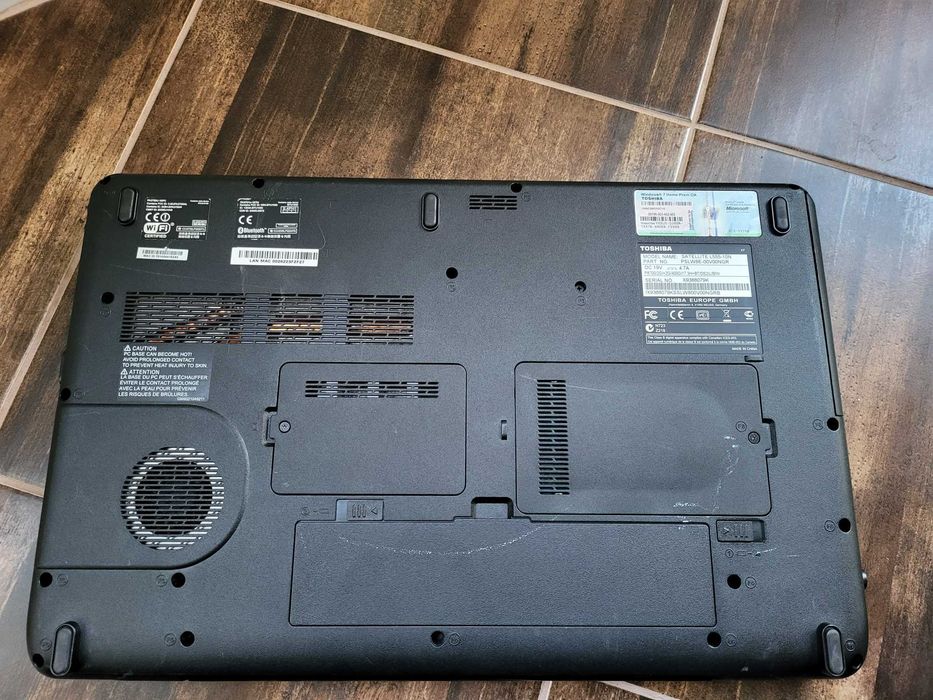 Toshiba Satellite L555-10N