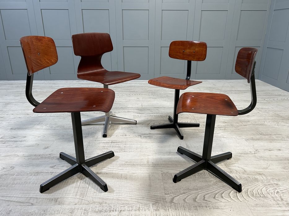 Винтидж детски столове Н048