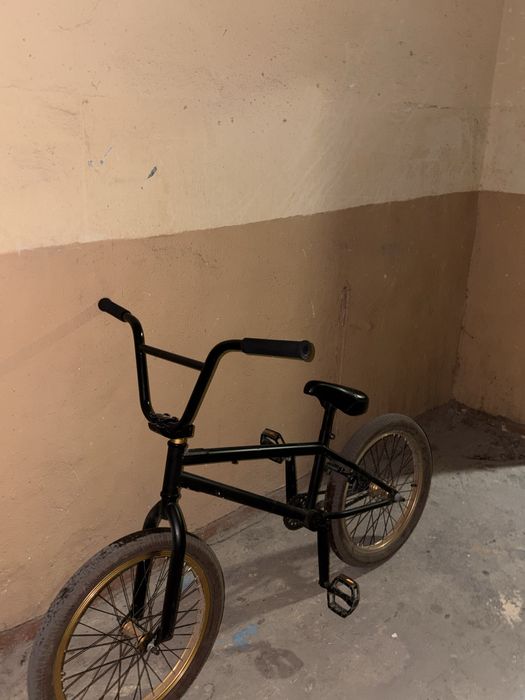BMX Известна марка состояние хоршее честно говорю чуть царапины пстт