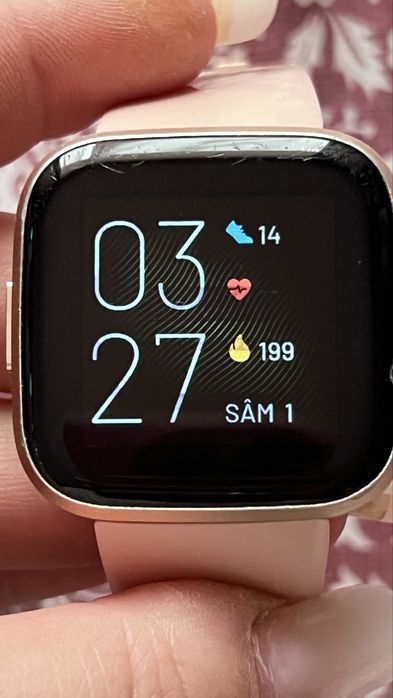 Ceas Fitbit versa 2 rose gold