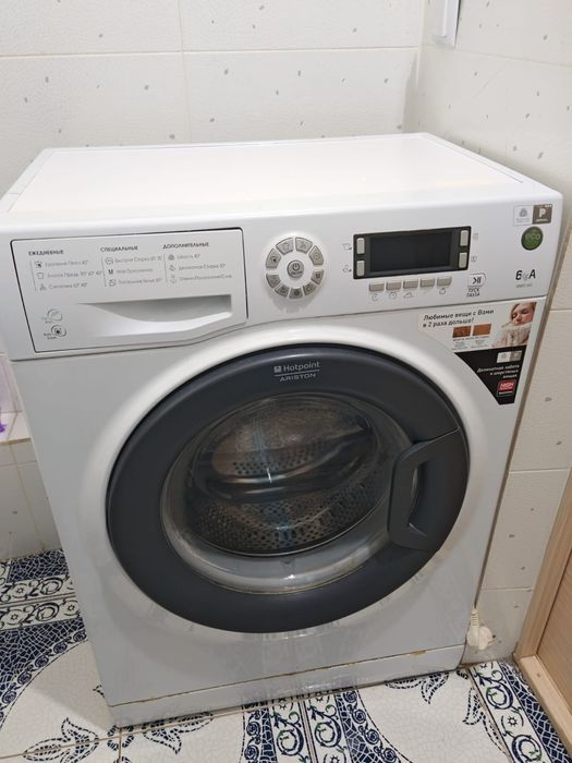 Стиральная машина Ariston