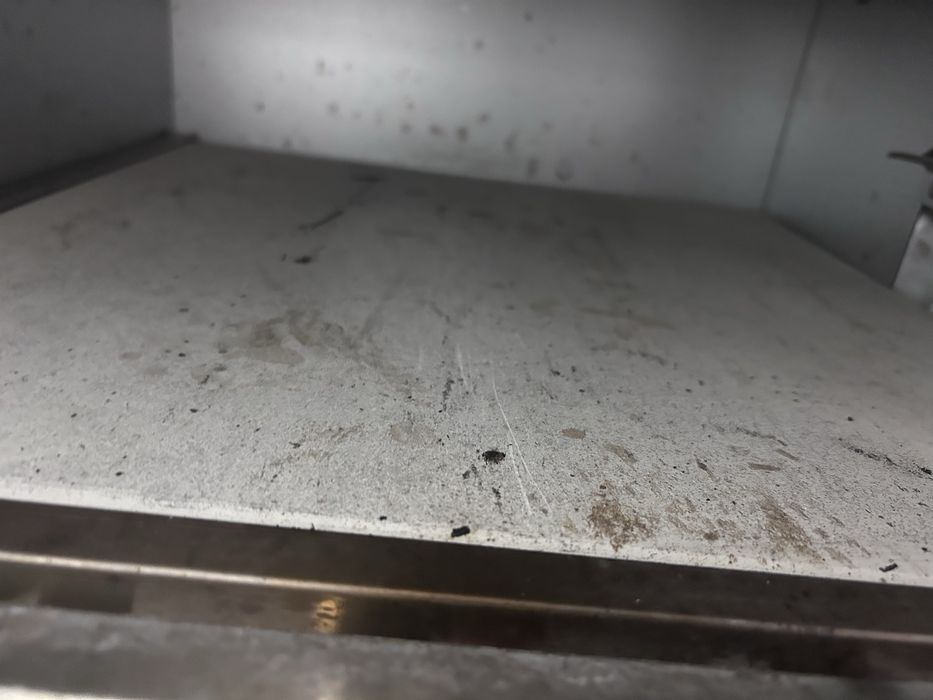 Пицца печь.