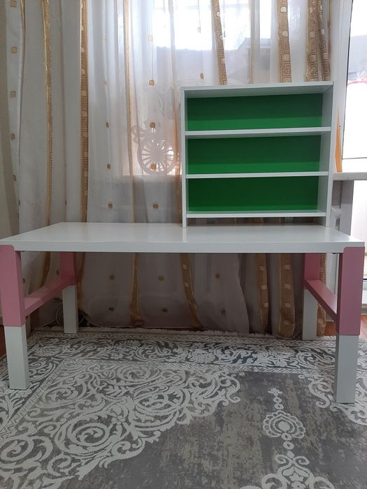 Стол письменный Икеа