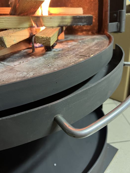 Sobă, Șemineu de încălzit pe lemne