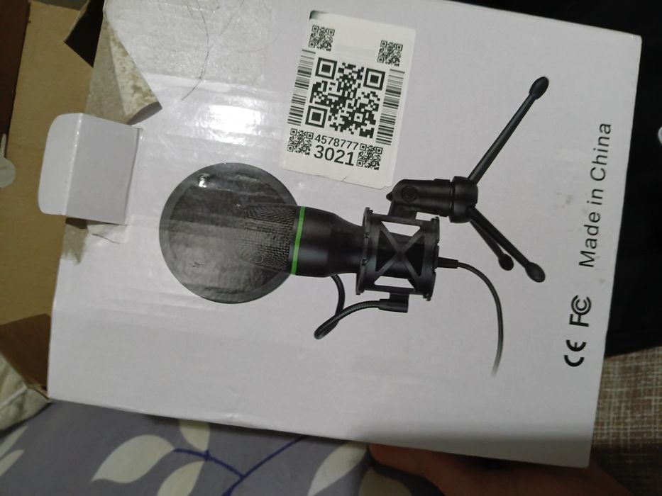 продам микрофон.