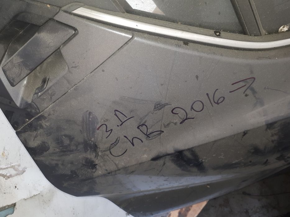 ,вратаCHR  зад дясна,спойлер,400лв,Лексус 4 врати,Огледала