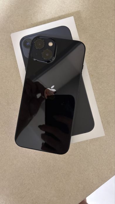 Vand iphone 13 - 126 gb