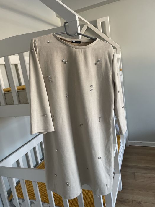 Платье со стразами, размер Л