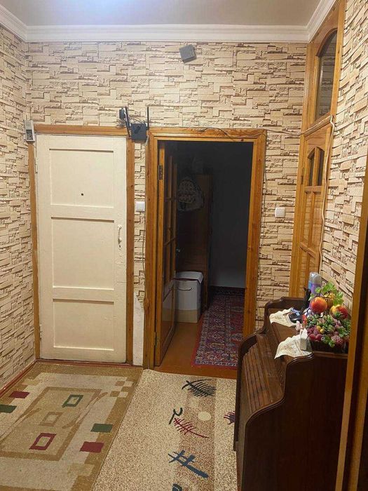 Продаётся 4-х ком квартира