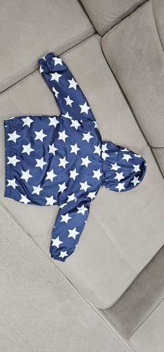 Продам ветровку на мальчика