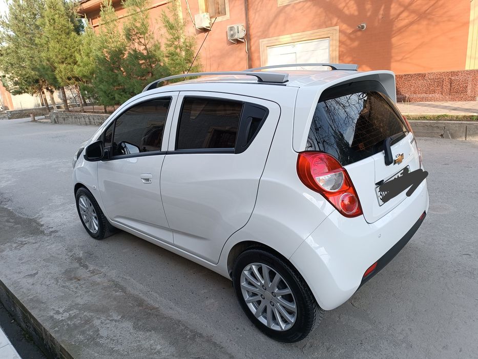 Spark avtomat 2022yil 15400km kraska toza moshina alo darajada turipti