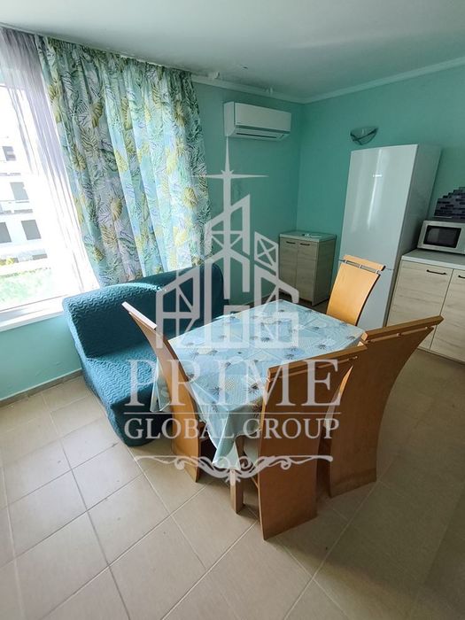 Продава се Тристаен апартамент в Поморие - 93 кв.м за 860 €/кв.м - Снимка #2