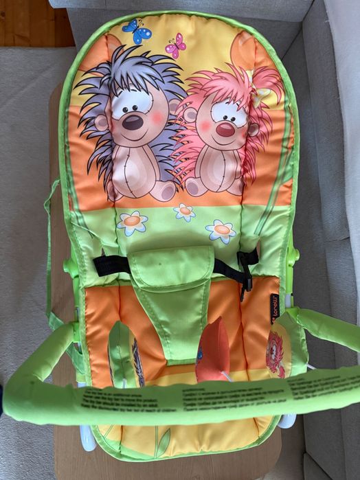 Продавам бебешки шезлонг- люлка!