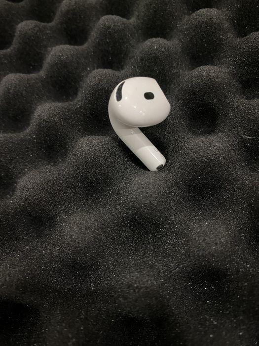 Airpods 4 левый ANC
