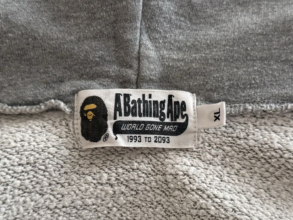 Bape (A bathing ape zipup hoodie)